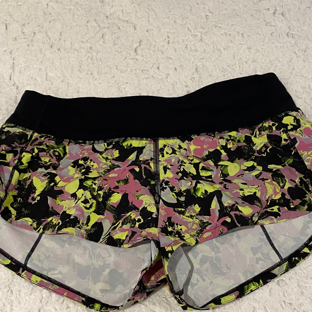Lululemon Patterned Women's Shorts